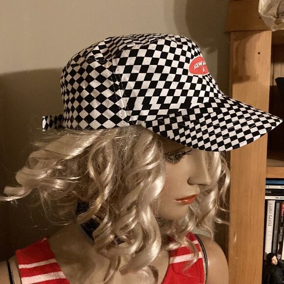 Airwalk Checkered Hat - Picture 3 of 7